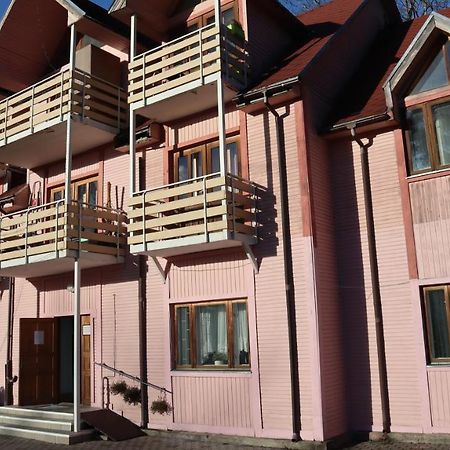 Excelsior Guesthouse Jūrkalne Exteriör bild